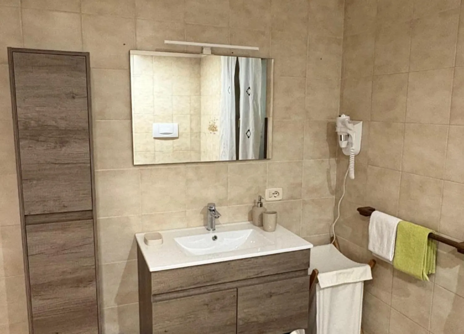 B&B Il Ciliegio Lomnago Bed & Breakfast